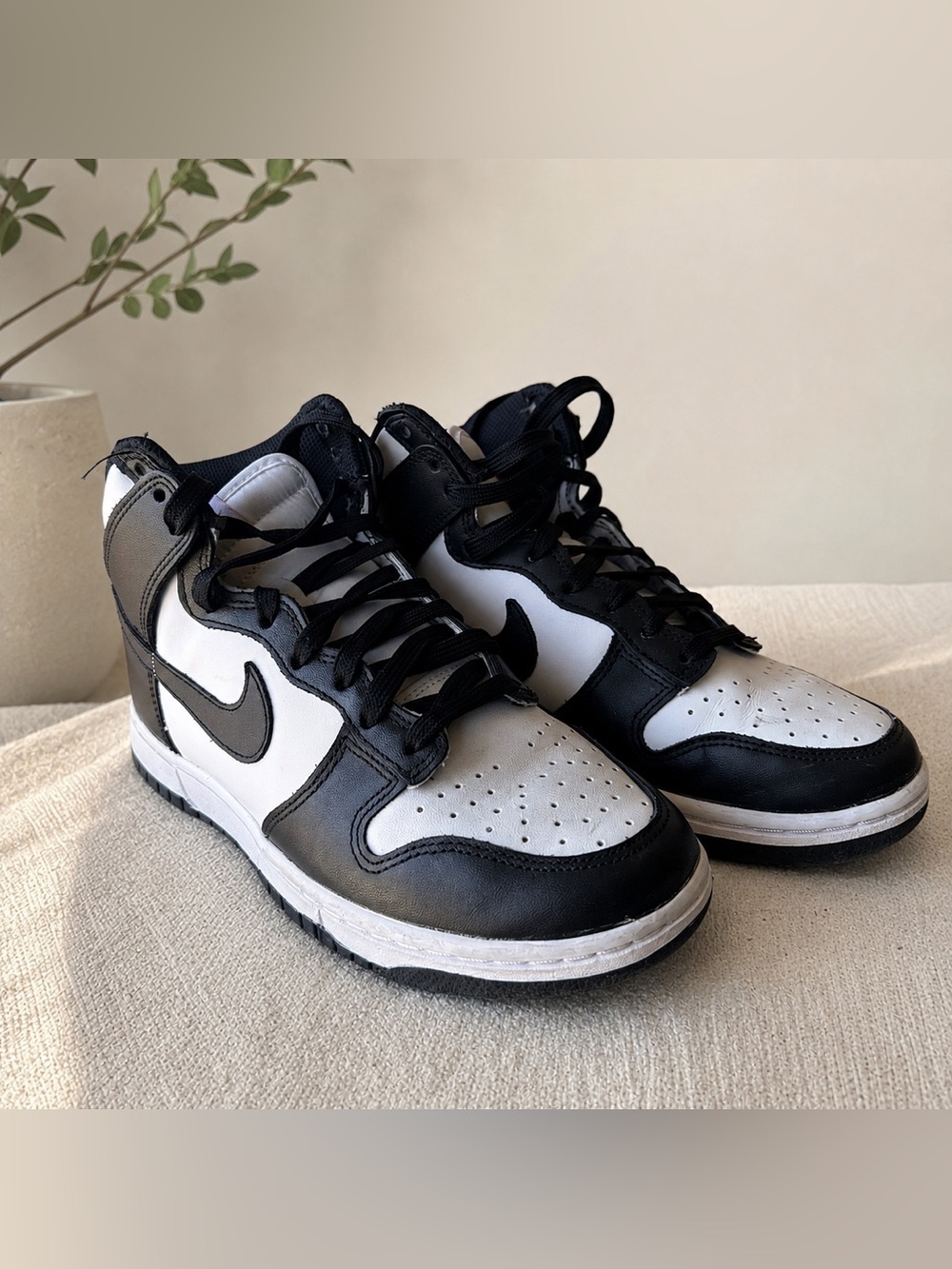 Nike Dunk High Black White Panda Sneakers Women’s Size 7